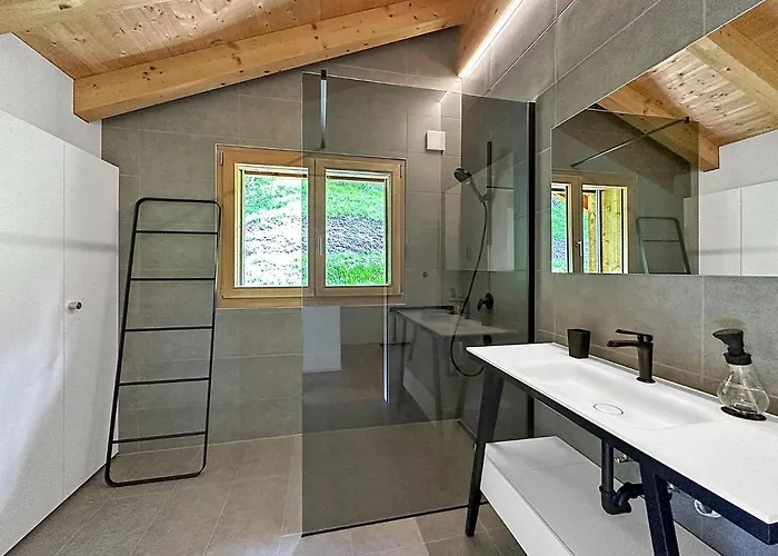 Commaraf! - Swiss Alp 4 Vallees 木屋 *