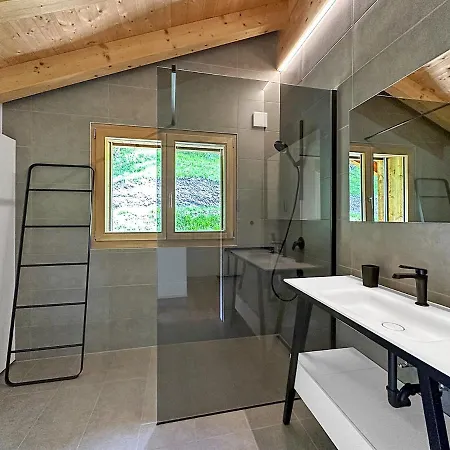 Commaraf! - Swiss Alp 4 Vallees Chalet *